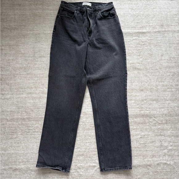 Abercrombie Curve Love 90s Ultra High Rise Jeans - Picture 2 of 6